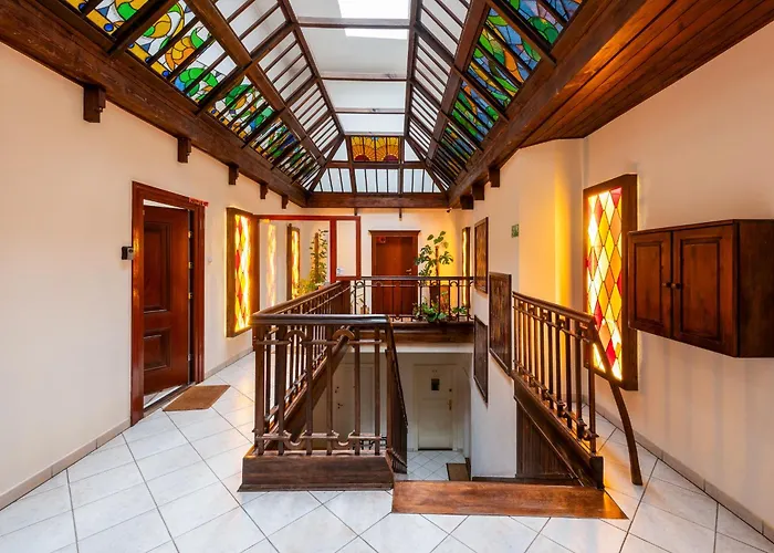 Select Suites By Mb Apartments